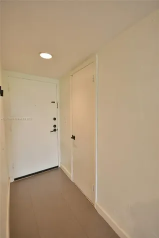 6884 N Kendall Drive Pinecrest FL 33156