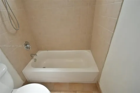 6884 N Kendall Drive Pinecrest FL 33156