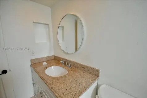 6884 N Kendall Drive Pinecrest FL 33156