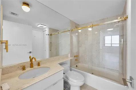11113 Biscayne Boulevard Miami FL 33181