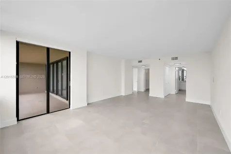 11113 Biscayne Boulevard Miami FL 33181
