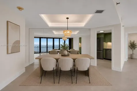 11113 Biscayne Boulevard Miami FL 33181