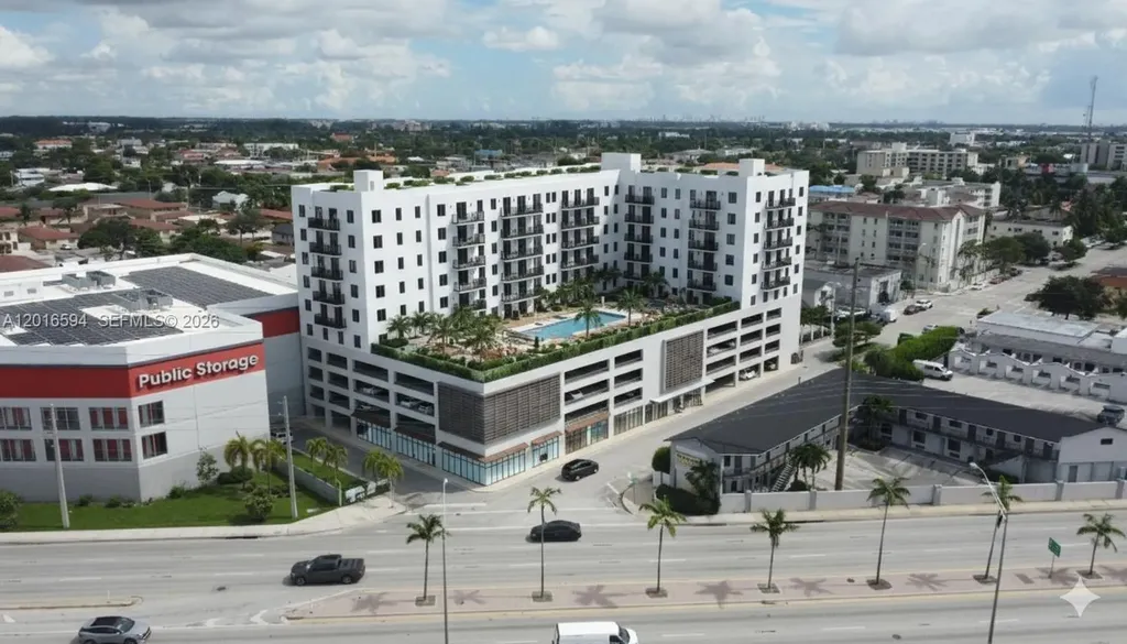 131 W 5st Hialeah FL 33010