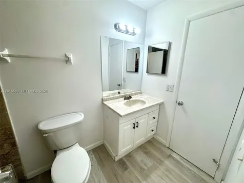 5908 NW 21st Street Lauderhill FL 33313