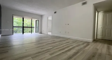 8885 Fontainebleau Boulevard Miami FL 33172