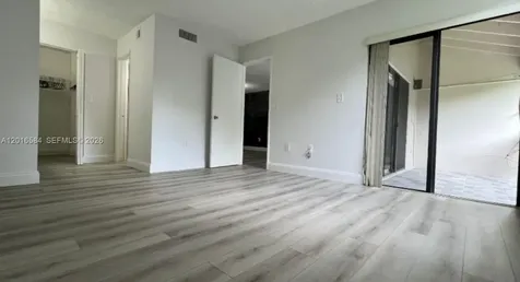 8885 Fontainebleau Boulevard Miami FL 33172