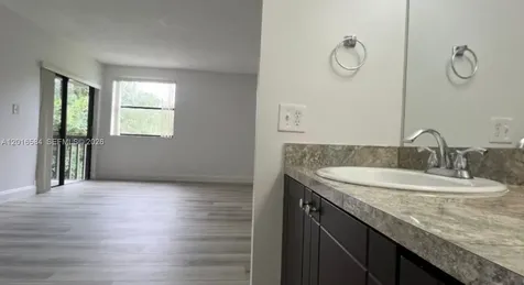 8885 Fontainebleau Boulevard Miami FL 33172