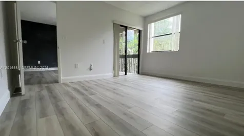 8885 Fontainebleau Boulevard Miami FL 33172