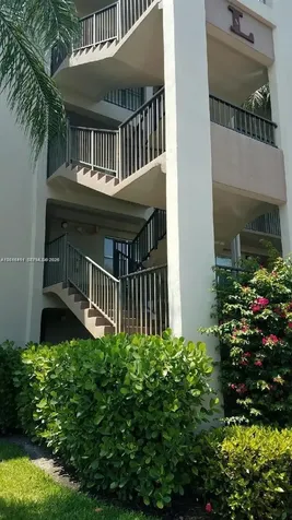550 SW 137th Avenue Pembroke Pines FL 33027