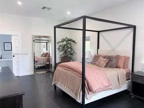 1705 NE 24th Street Wilton Manors FL 33305