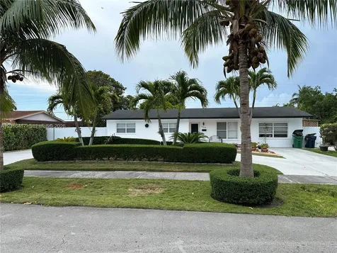 15640 SW 102nd Place Miami FL 33157