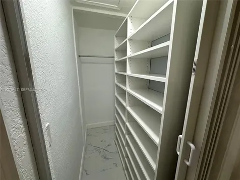 15640 SW 102nd Place Miami FL 33157
