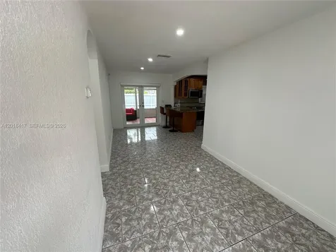 15640 SW 102nd Place Miami FL 33157