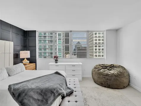 825 Brickell Bay Drive Miami FL 33131