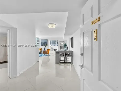 825 Brickell Bay Drive Miami FL 33131
