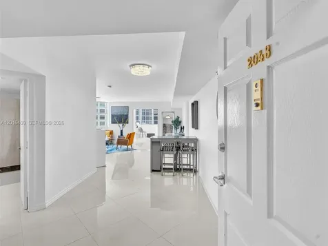 825 Brickell Bay Drive Miami FL 33131