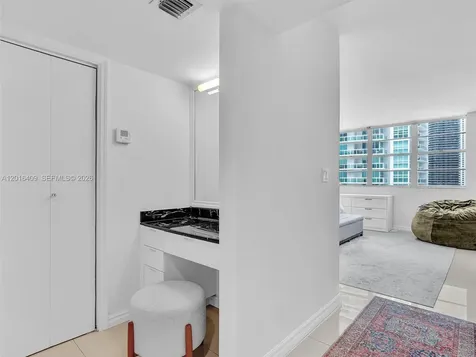 825 Brickell Bay Drive Miami FL 33131
