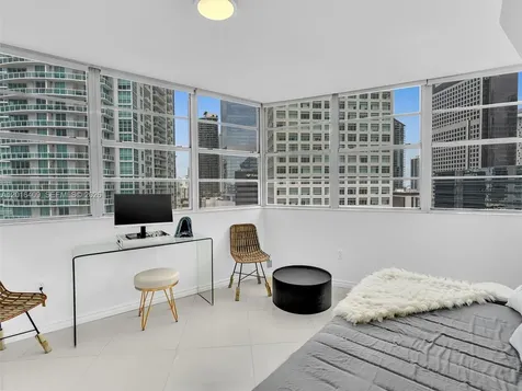 825 Brickell Bay Drive Miami FL 33131