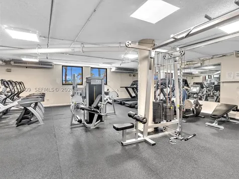 825 Brickell Bay Drive Miami FL 33131