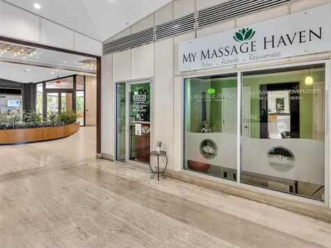 825 Brickell Bay Drive Miami FL 33131