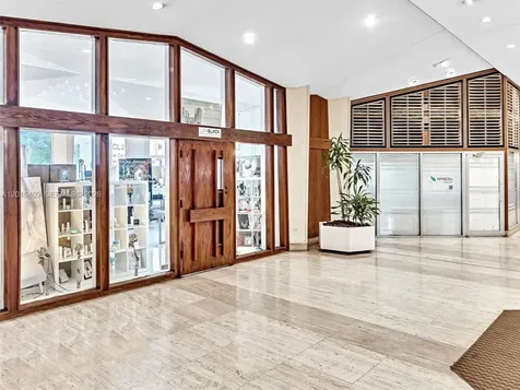 825 Brickell Bay Drive Miami FL 33131