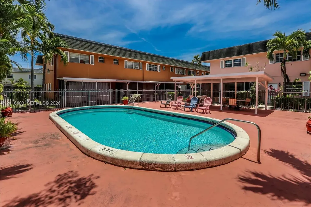 2200 Monroe Street Hollywood FL 33020