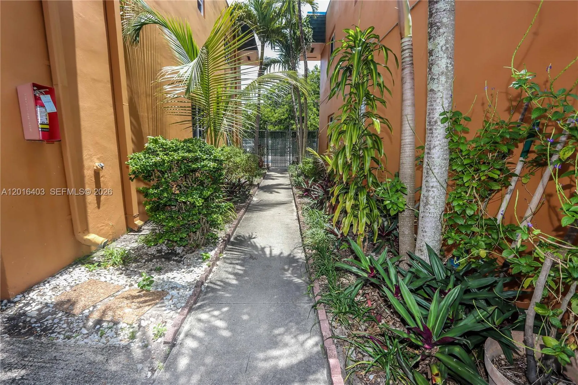 2200 Monroe Street Hollywood FL 33020