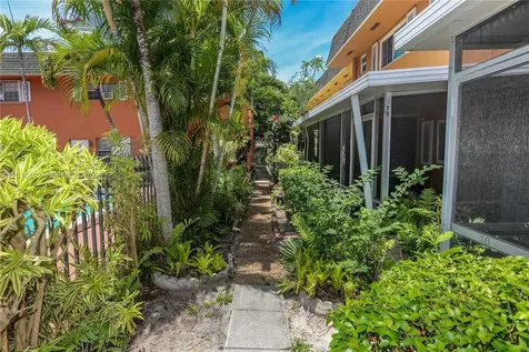 2200 Monroe Street Hollywood FL 33020