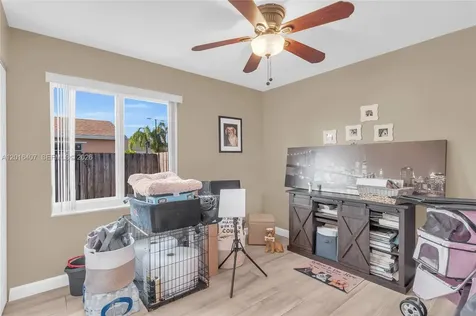 8266 NW 192nd Terrace Hialeah FL 33015