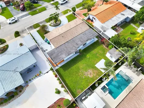 10731 SW 28th Street Miami FL 33165