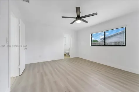 10731 SW 28th Street Miami FL 33165