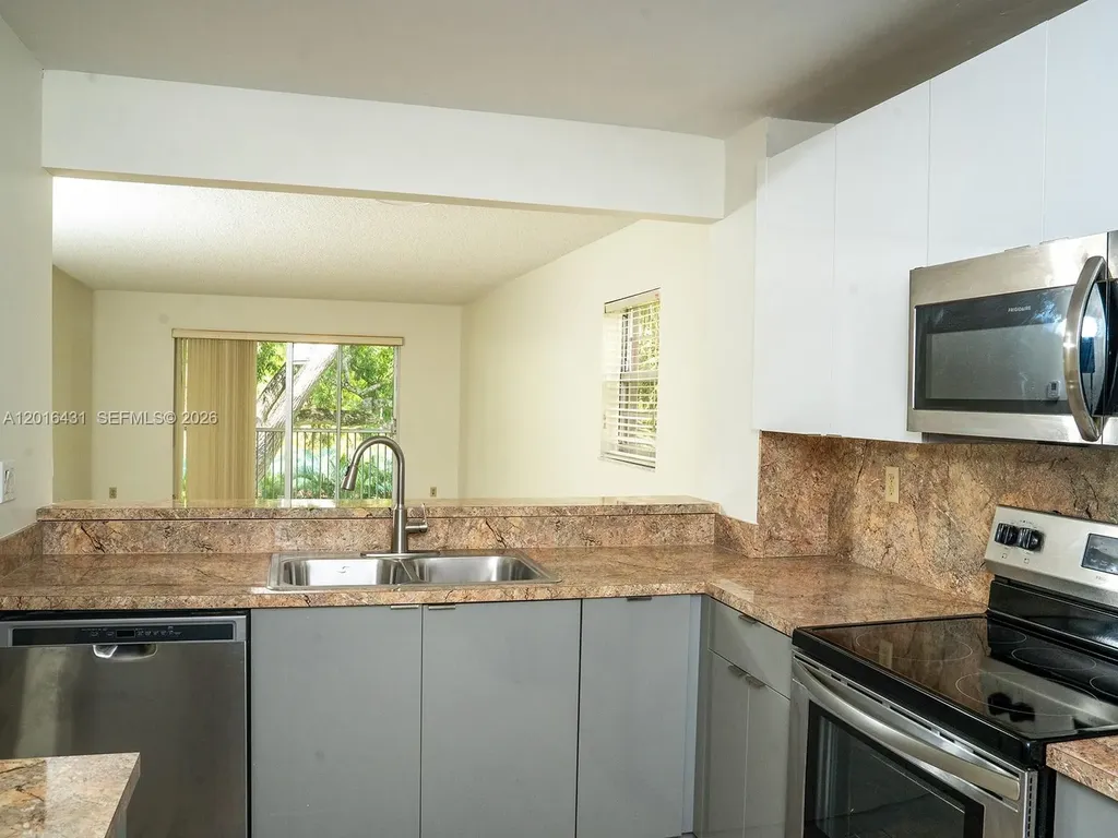 1100 NW 87th Avenue Coral Springs FL 33071