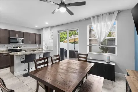 4813 NW 48th Terrace Tamarac FL 33319