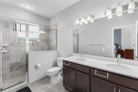 4813 NW 48th Terrace Tamarac FL 33319