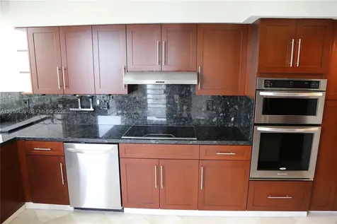 1541 Brickell Avenue Miami FL 33129