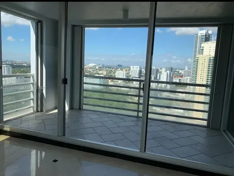 1541 Brickell Avenue Miami FL 33129