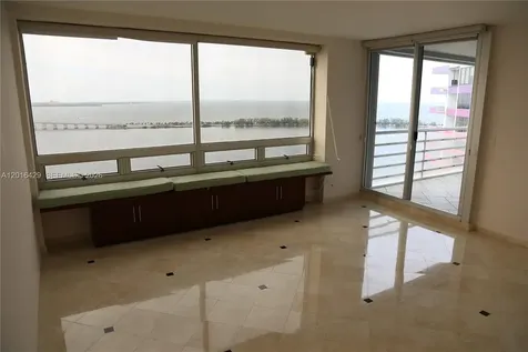 1541 Brickell Avenue Miami FL 33129