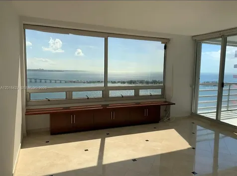 1541 Brickell Avenue Miami FL 33129