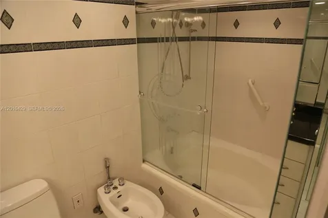 1541 Brickell Avenue Miami FL 33129