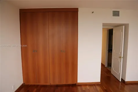 1541 Brickell Avenue Miami FL 33129