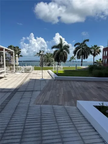 1541 Brickell Avenue Miami FL 33129