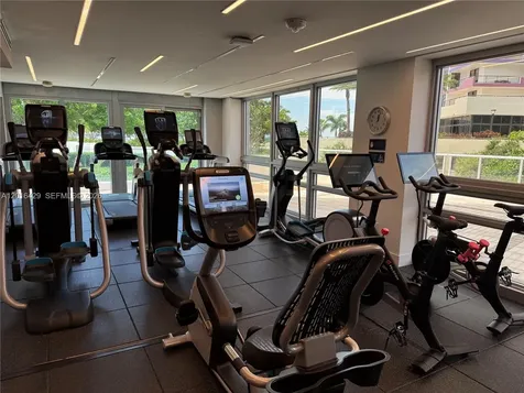 1541 Brickell Avenue Miami FL 33129