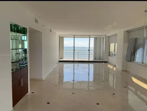 1541 Brickell Avenue Miami FL 33129