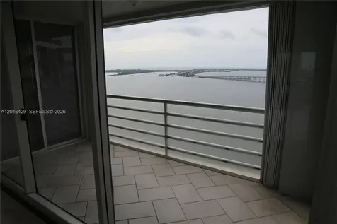 1541 Brickell Avenue Miami FL 33129