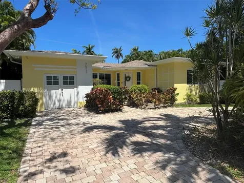 7511 Miami View Drive North Bay Village FL 33141