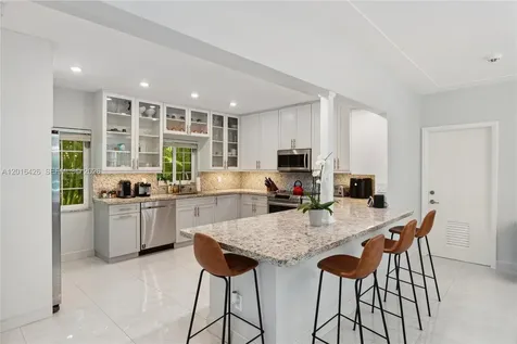 7511 Miami View Drive North Bay Village FL 33141