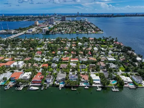 7511 Miami View Drive North Bay Village FL 33141