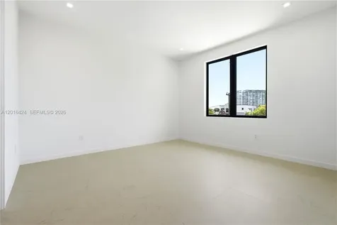 1940 Alamanda Drive North Miami FL 33181