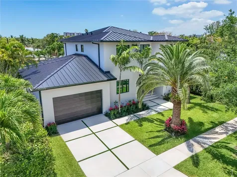 1940 Alamanda Drive North Miami FL 33181