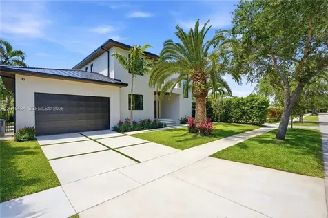 1940 Alamanda Drive North Miami FL 33181